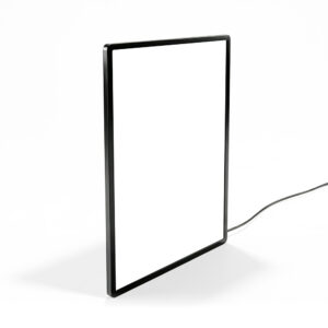 Linha De Atacado Quadro Iluminado Estrutura De Alumínio, Vidro E Led Branco 225x334mm