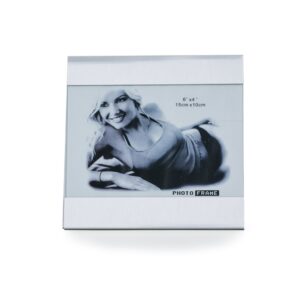 PORTA RETRATO DE ALUMINIO 15 X 10 6"X4'