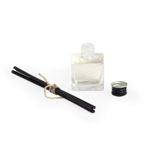 DIFUSOR CEDRO VERDE EM VIDRO 30ML